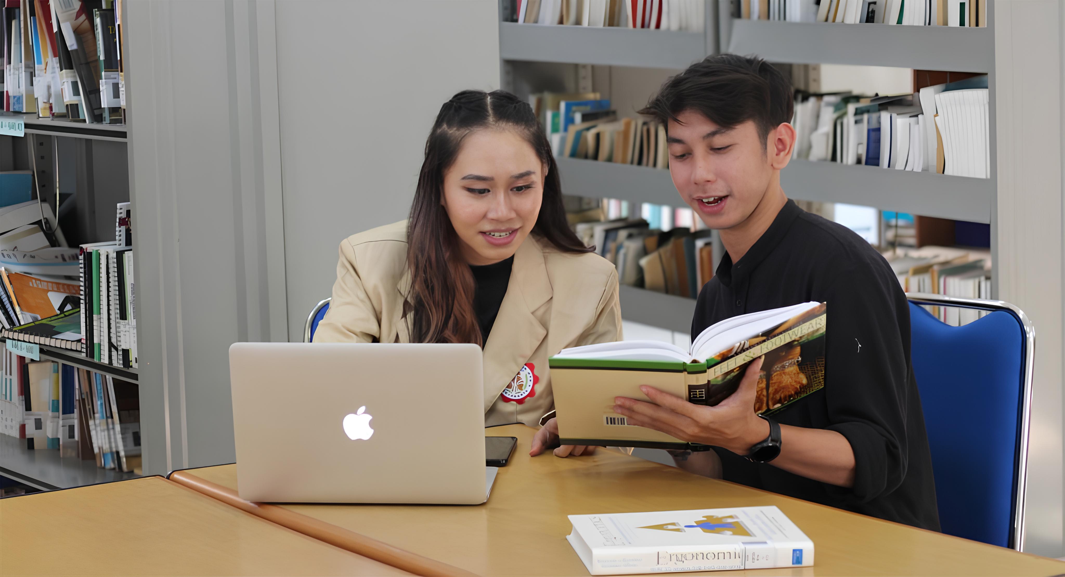 Pembukaan Mahasiswa Baru Politeknik ATK